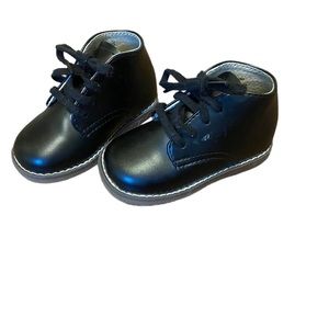 JOSMO Unisex-Child Logan Walker (Infant/Toddler) First Shoe. Size 4 Toddler